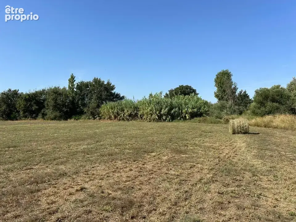Photo Terrain à Villeneuve-La-Riviere au prix de 102 900€