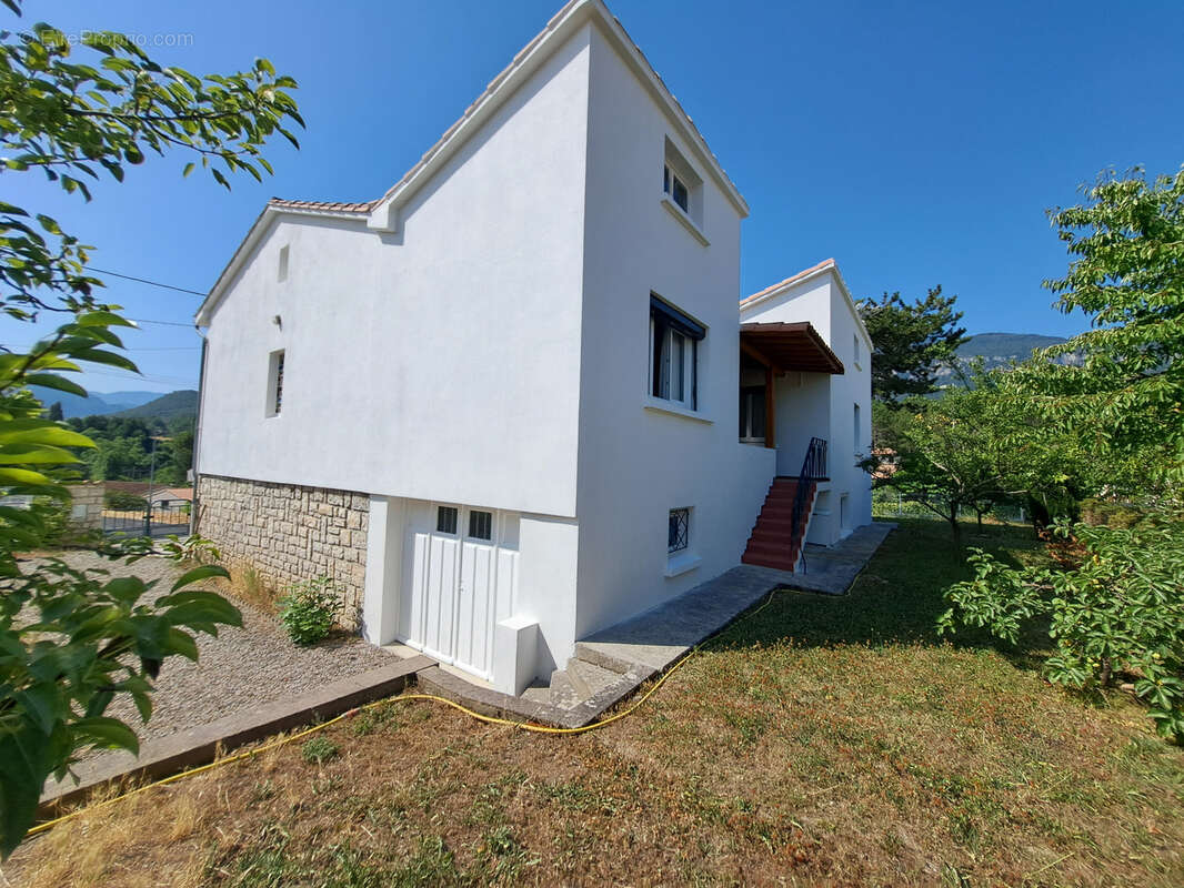 Grande maison avec 2 garages - photo 31