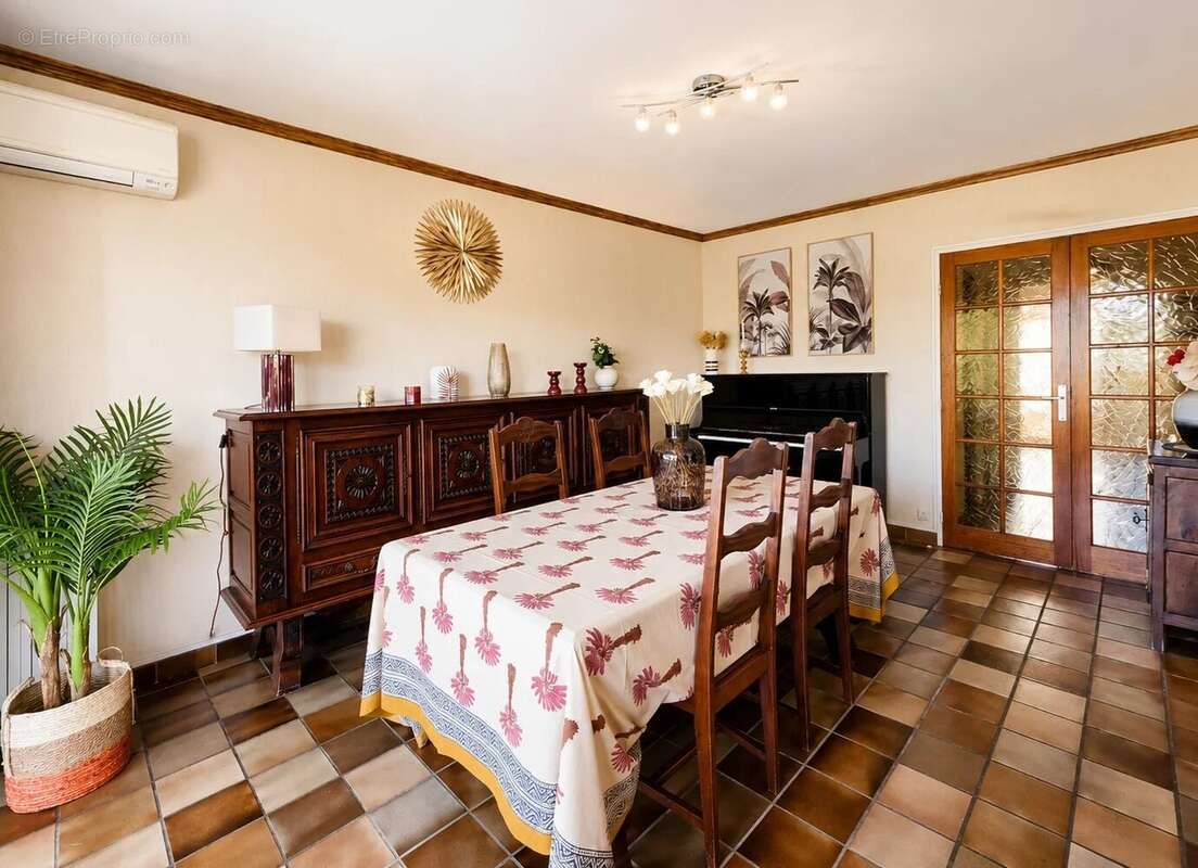 Appartement à HYERES