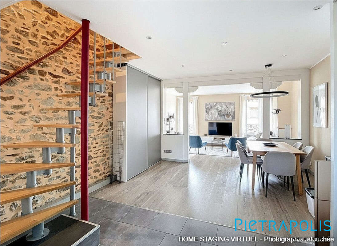 Appartement à AMPLEPUIS