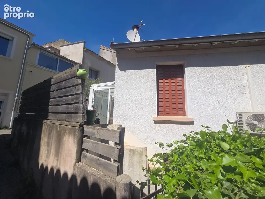 SAINT MARTIN DE VALGALGUES (30) idéal investisseur maison mitoyennes 91m² environ sur une parcelle de 175m² en centre ville - photo 13