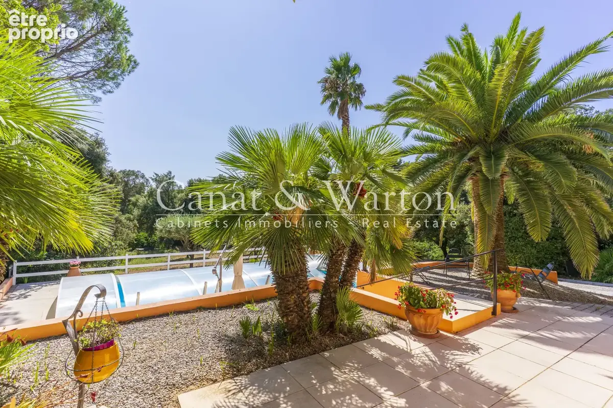 Maison 5 pièces 120 m² · à La Croix-Valmer · 120 m² · 899 000 €