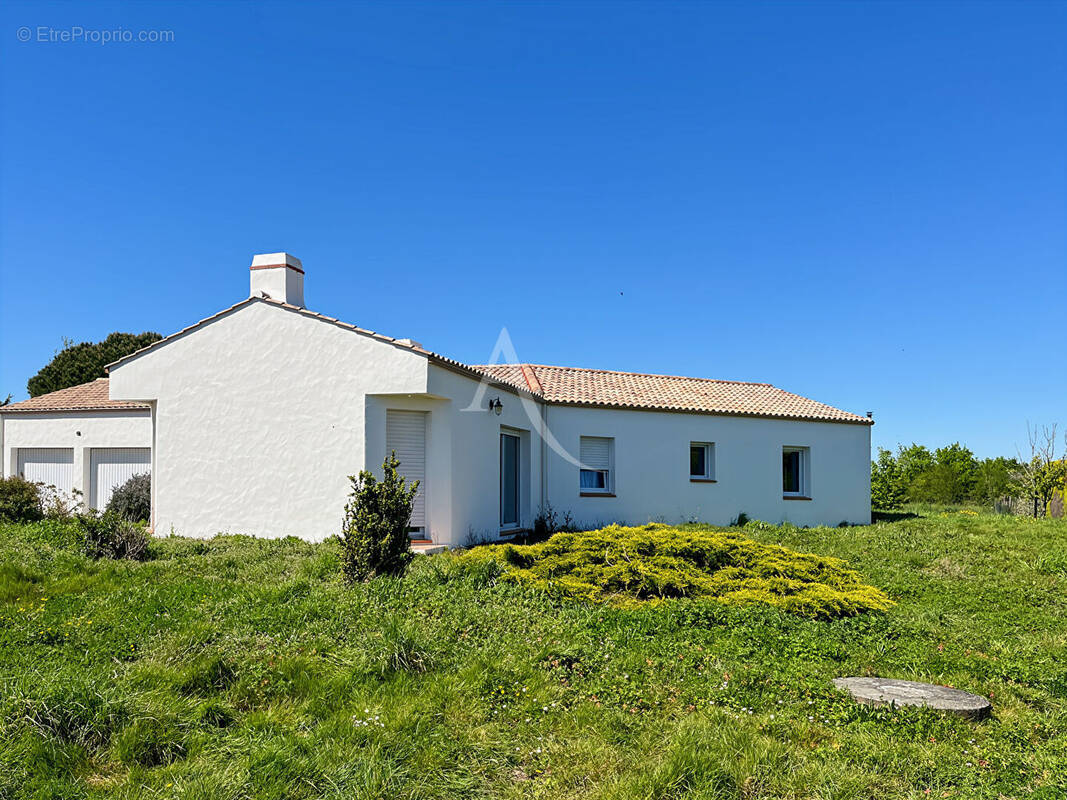 Maison à SALLERTAINE