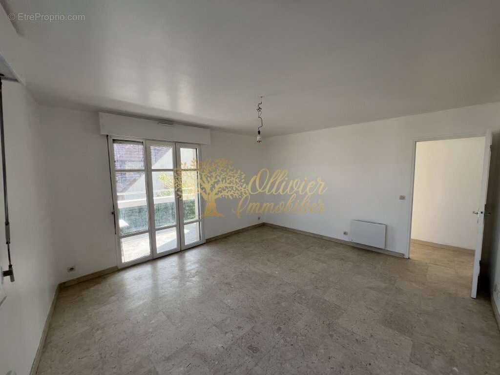 Appartement à ROISSY-EN-BRIE