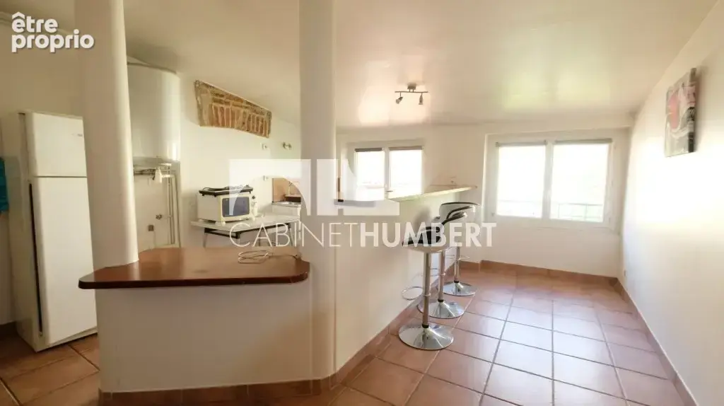 Appartement à SAINT-ETIENNE