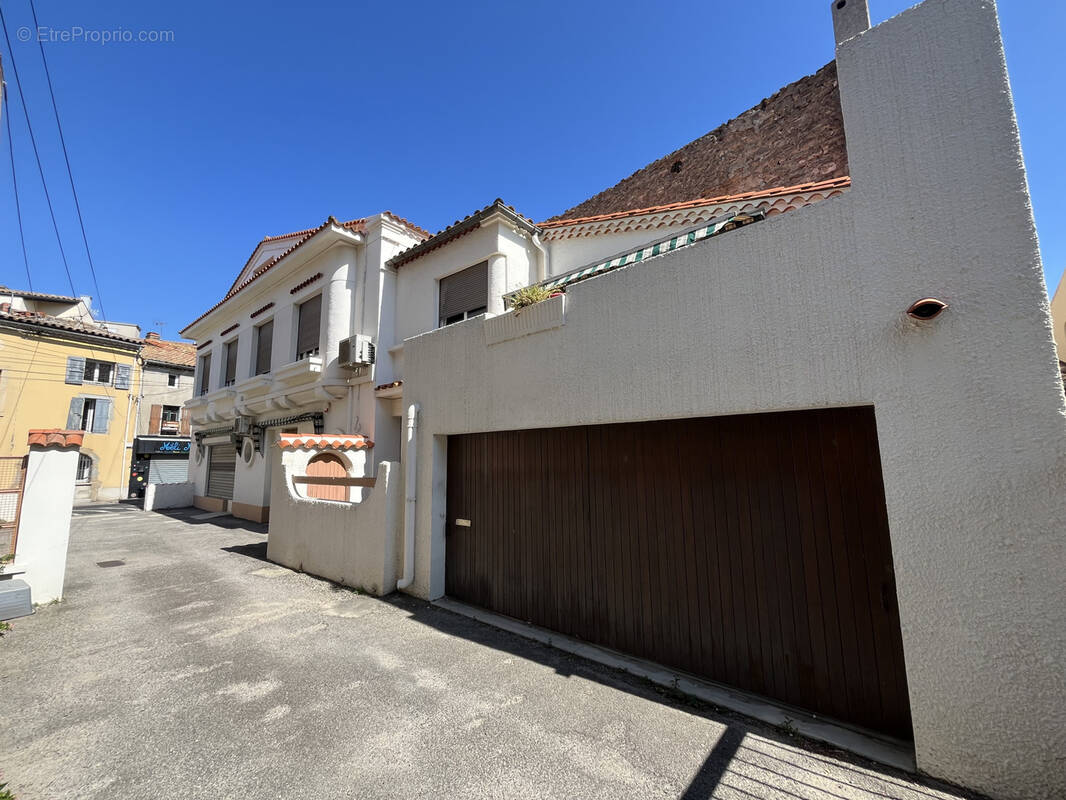Maison à LEZIGNAN-CORBIERES