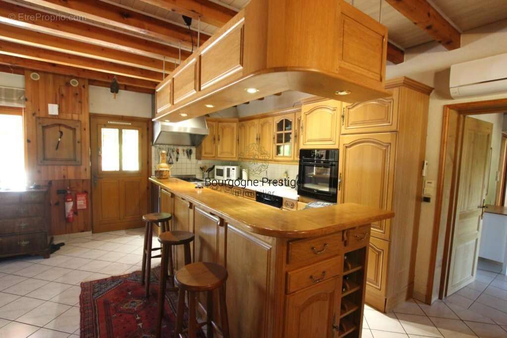 Belle longere des annees 1950 de 174 m² avec dependances, terrain de 3794 m² et mare - photo 13
