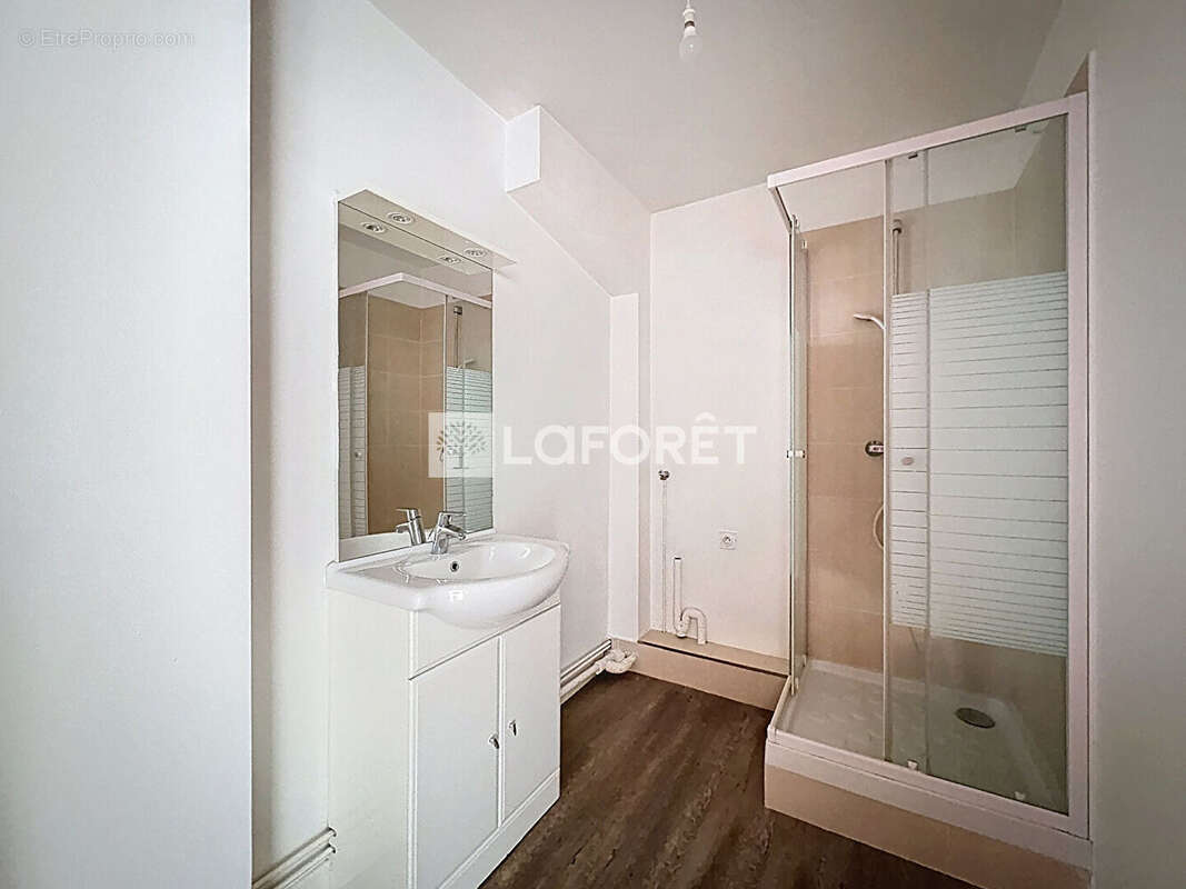 Appartement à SURESNES
