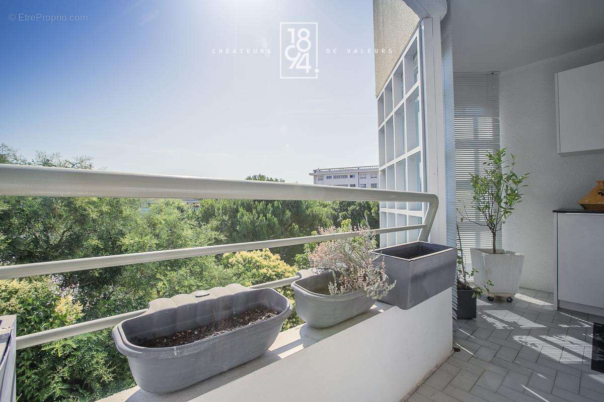 Appartement à MARSEILLE-8E