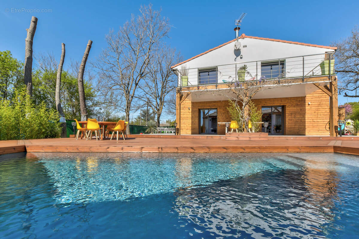 Maison à CASTELMAUROU