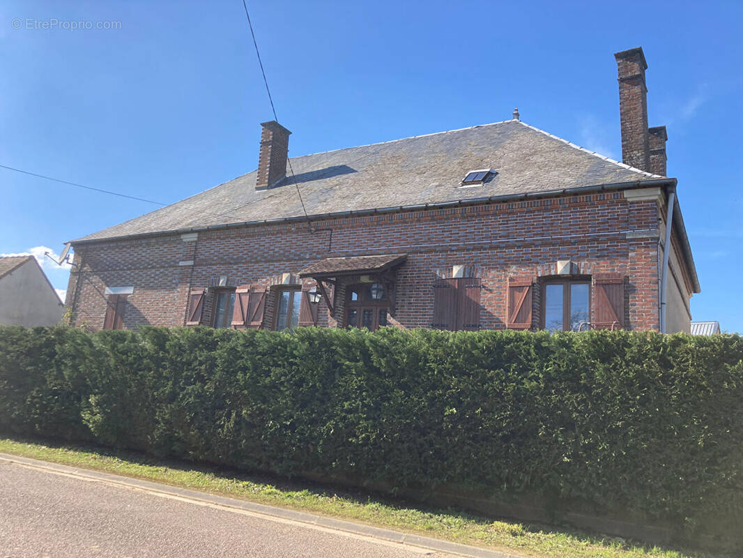 Maison à AIX-EN-OTHE