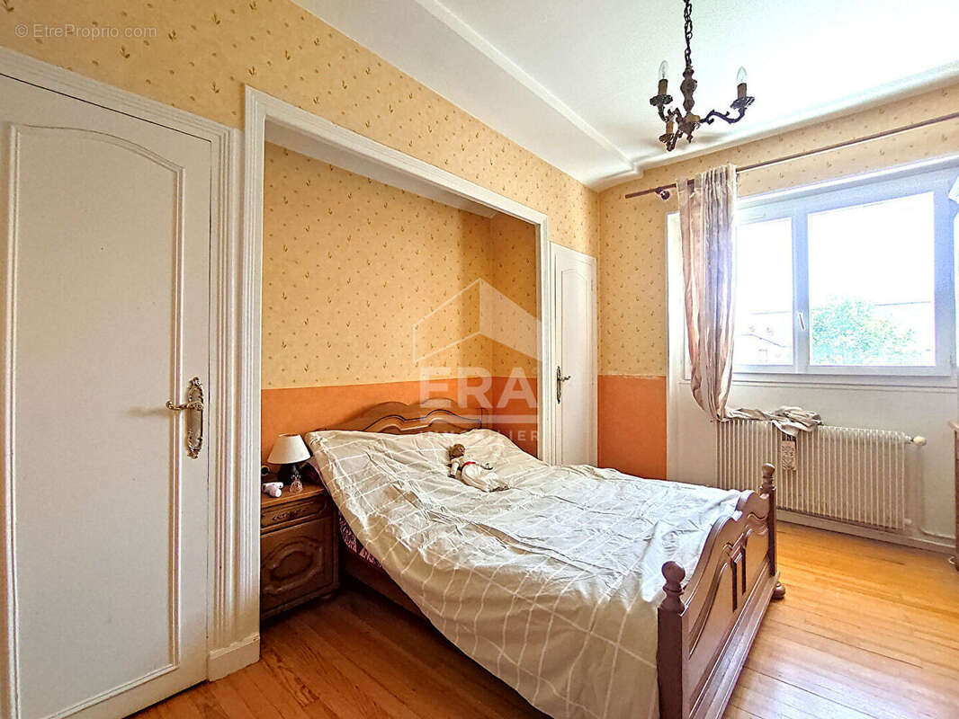 Maison à VALS-PRES-LE-PUY