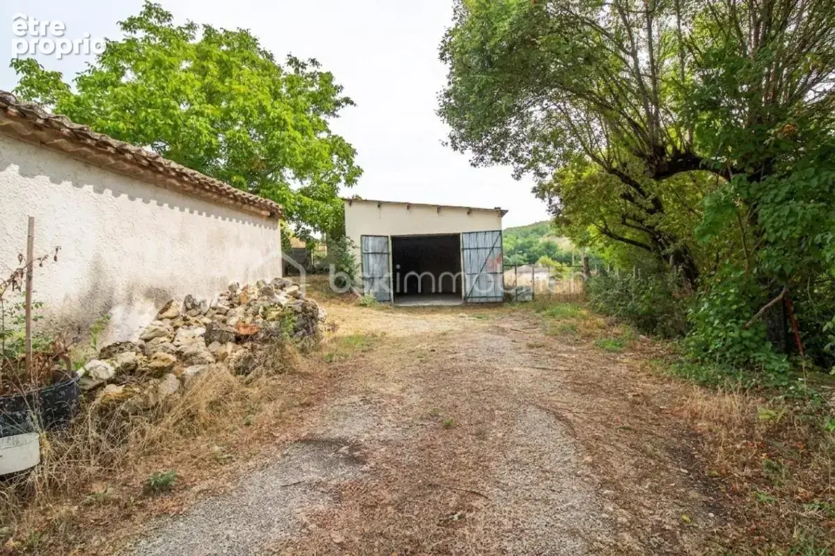 Montaigu-de-Quercy : Maison de plain-pied, vue vallée, dépendance & grand terrain - photo 9
