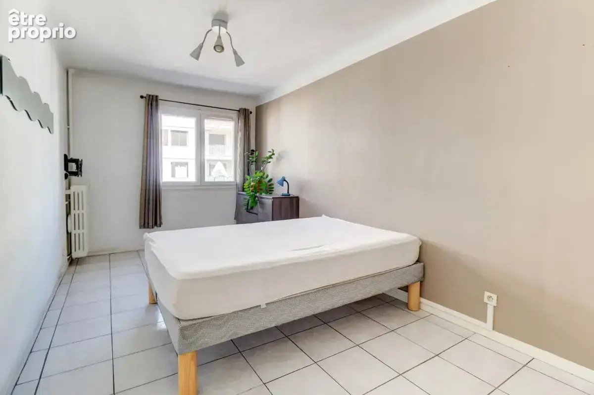 3P en étage élevé, balcon et aperçu mer – Carras / Arénas - photo 7