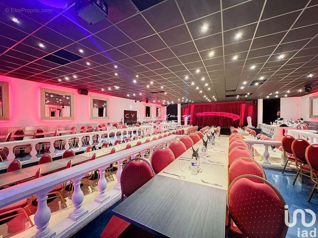 Photo 6 - Commerce à VITOT