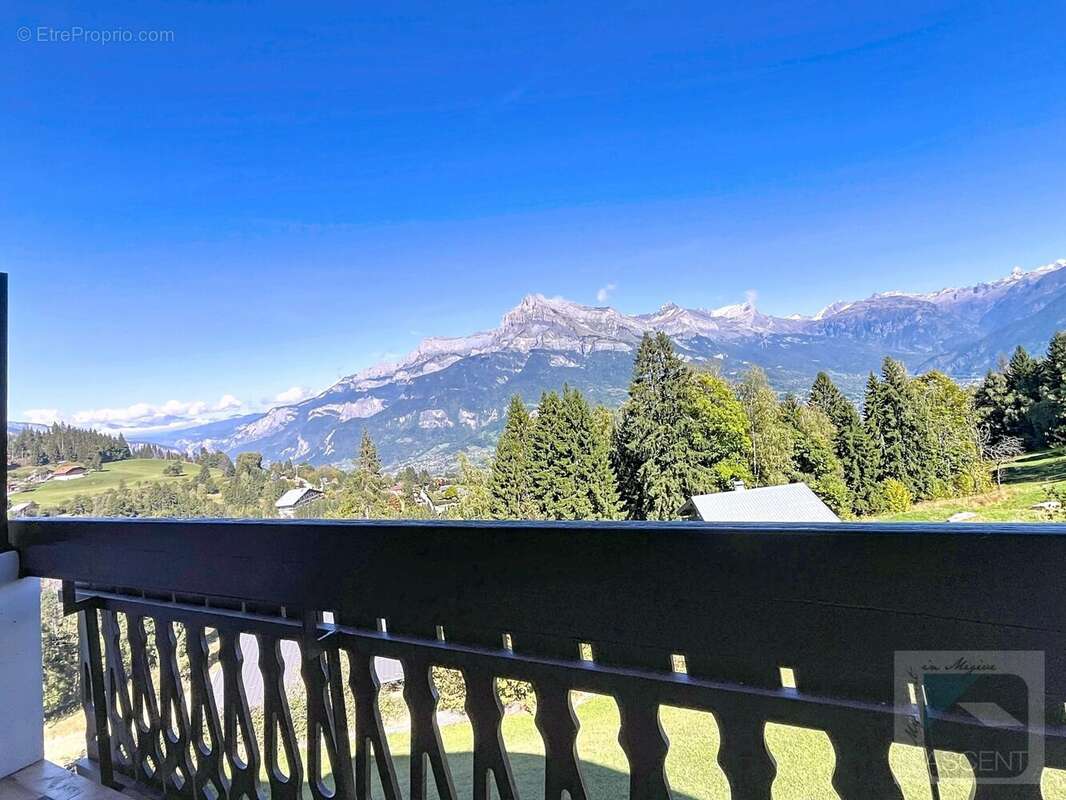 Appartement à COMBLOUX