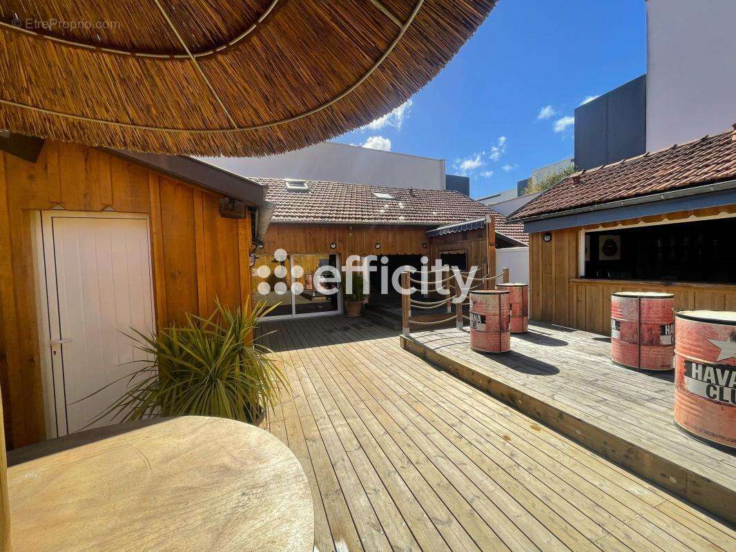 Commerce à ANDERNOS-LES-BAINS