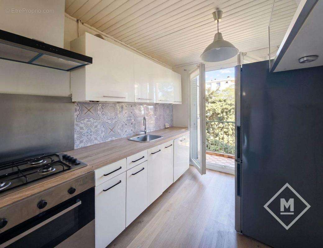 Appartement à MARSEILLE-13E