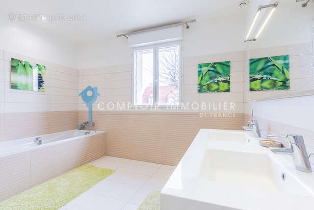A vendre Dpt Essone (91) Morangis 200 m2 sur terrain clos de 540 m2 - photo 10
