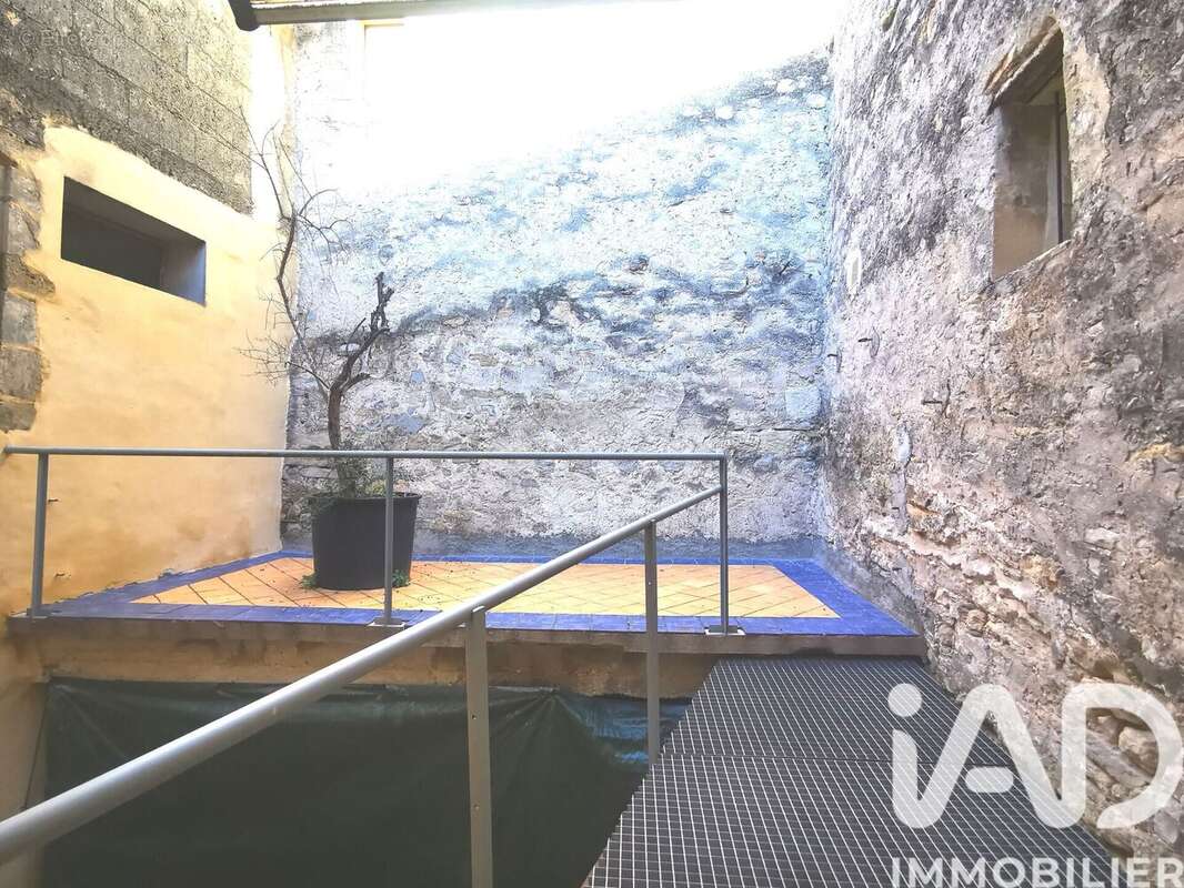 Photo 7 - Appartement à GALLARGUES-LE-MONTUEUX