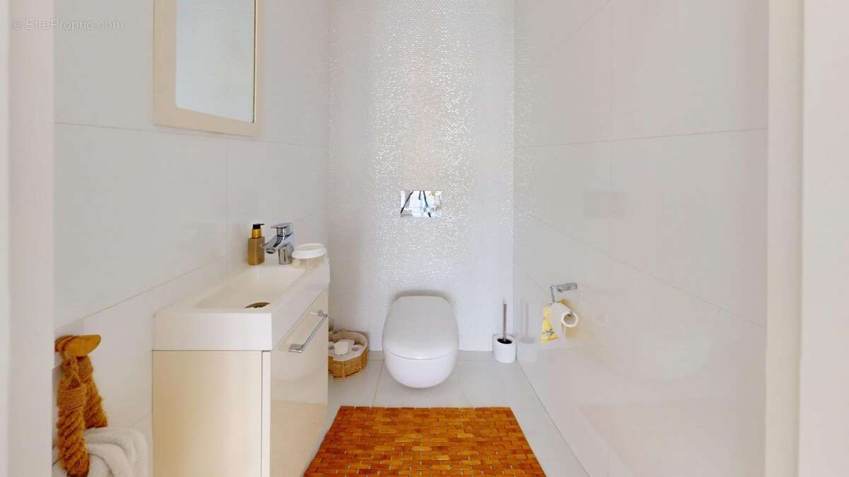 Maison à SAINT-MAUR-DES-FOSSES