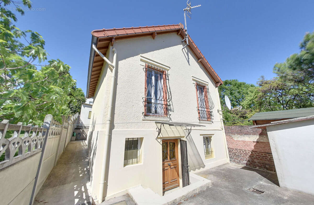 Maison à NOGENT-SUR-MARNE