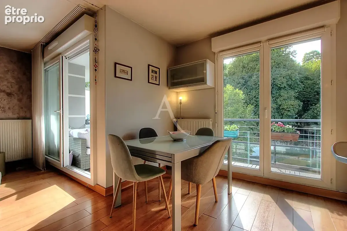 En Attique, Appartement 4 pièces 92 m² La Motte-Servolex - photo 5