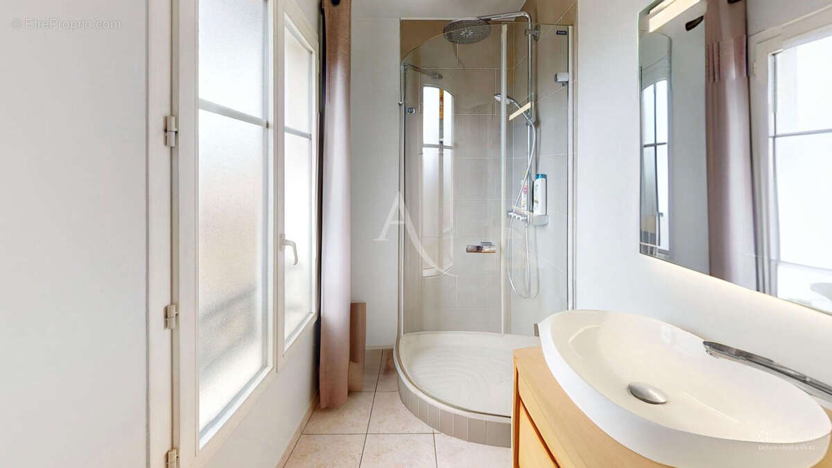 Appartement à MAISONS-ALFORT