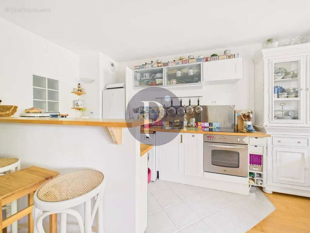 Appartement à VERRIERES-LE-BUISSON