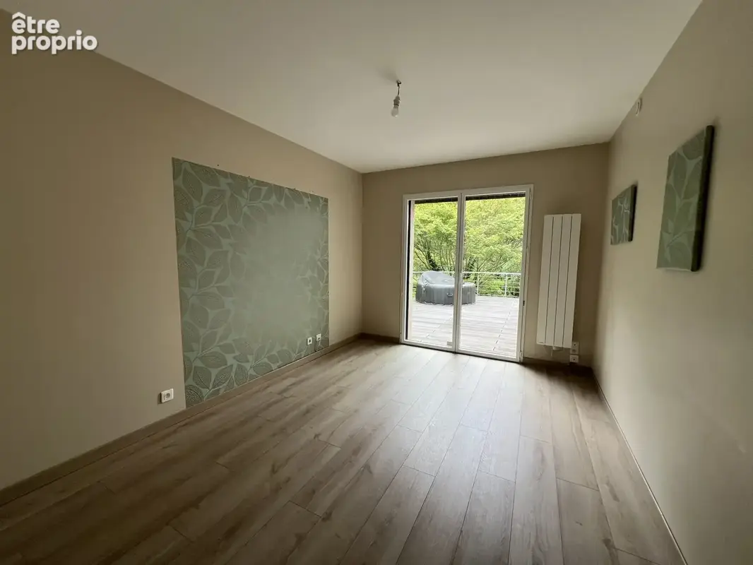 Maison 179 m² à Laille  - photo 7