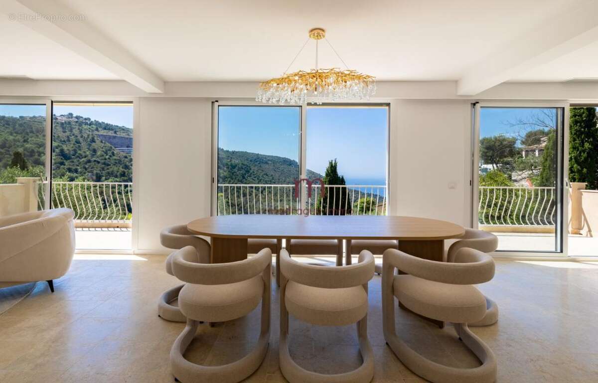 Maison 232 m² à La Turbie  - photo 4