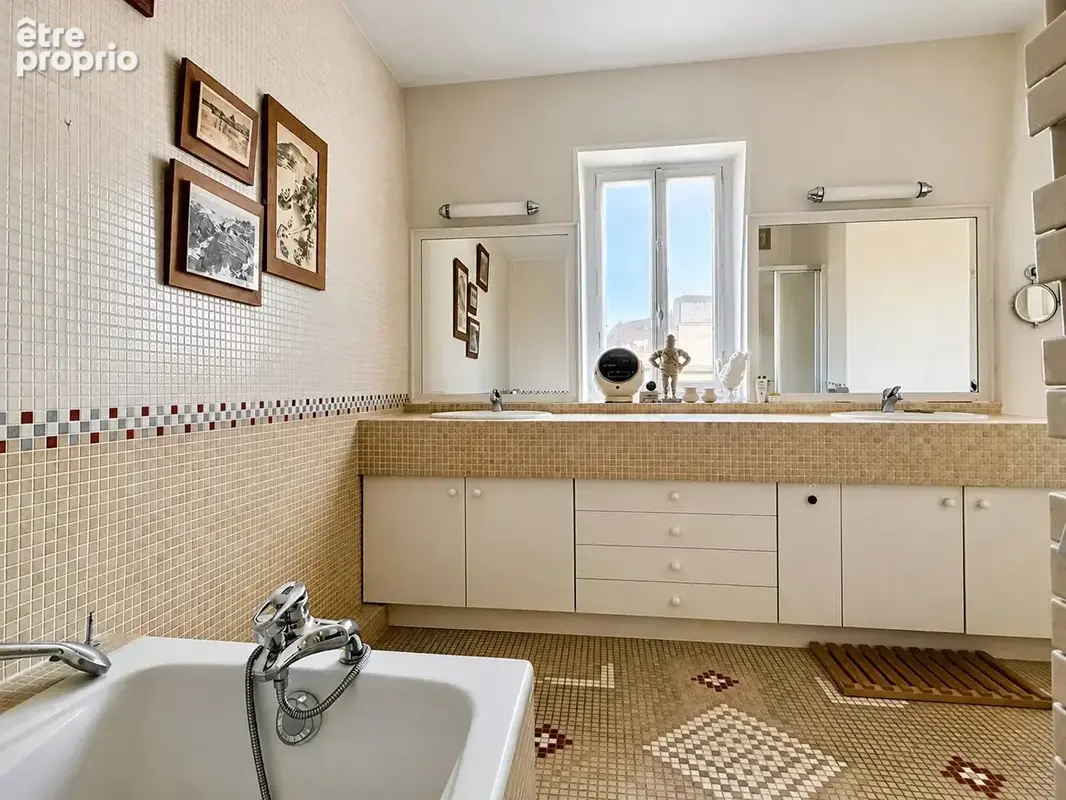Maison Bois -colombes 7 pièce(s) 230 m2 - photo 9