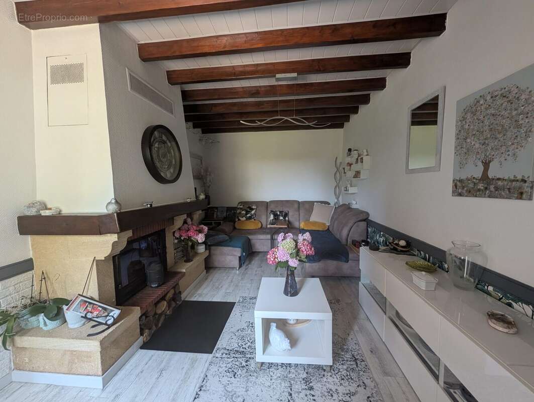 Maison 90 m² à Saint-Hilaire-De-La-Cote  - photo 4