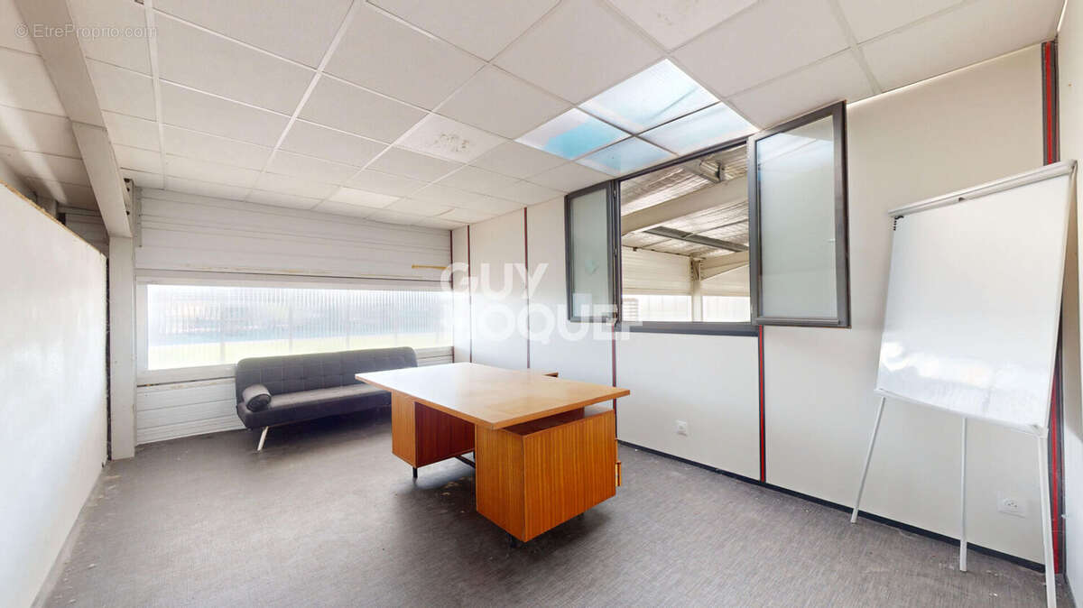 Commerce à HAGETMAU