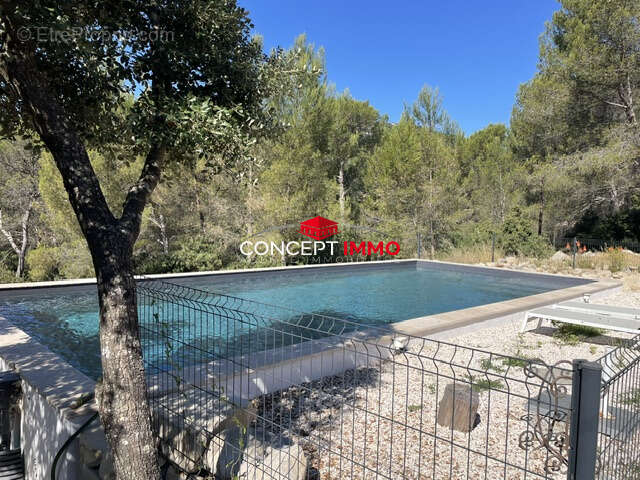 Maison à SOLLIES-TOUCAS