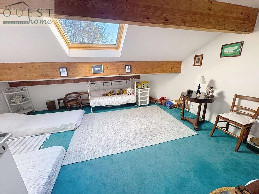 Maison à CHARBONNIERES-LES-BAINS