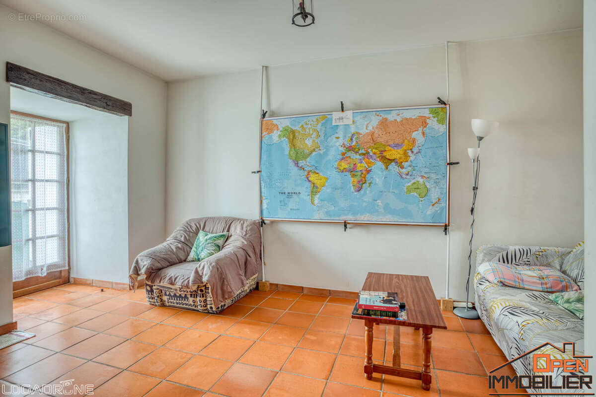 Appartement à CANCON