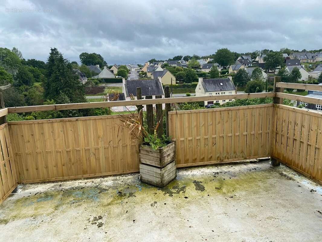 Appartement à ELLIANT