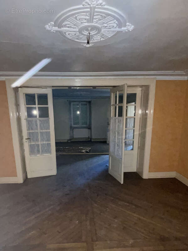 Appartement à CHALONVILLARS