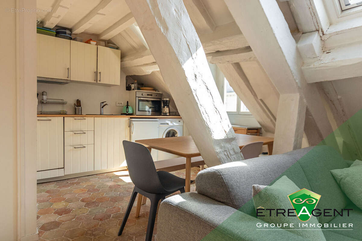 Appartement à PARIS-4E