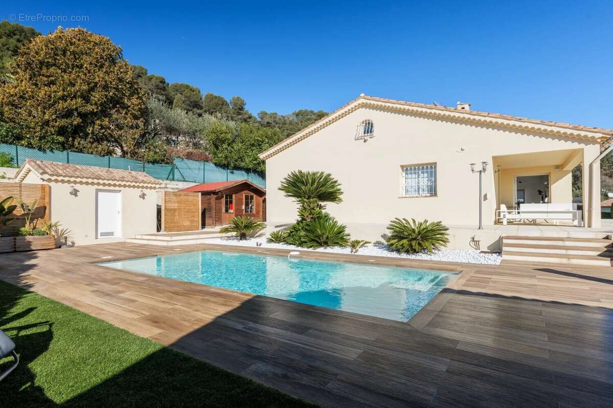 Maison à LA COLLE-SUR-LOUP