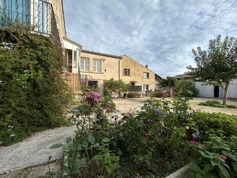 Maison à PIERRELATTE