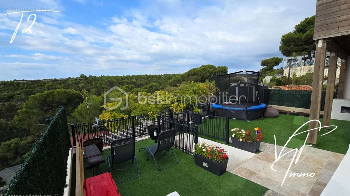 Maison à LE CASTELLET