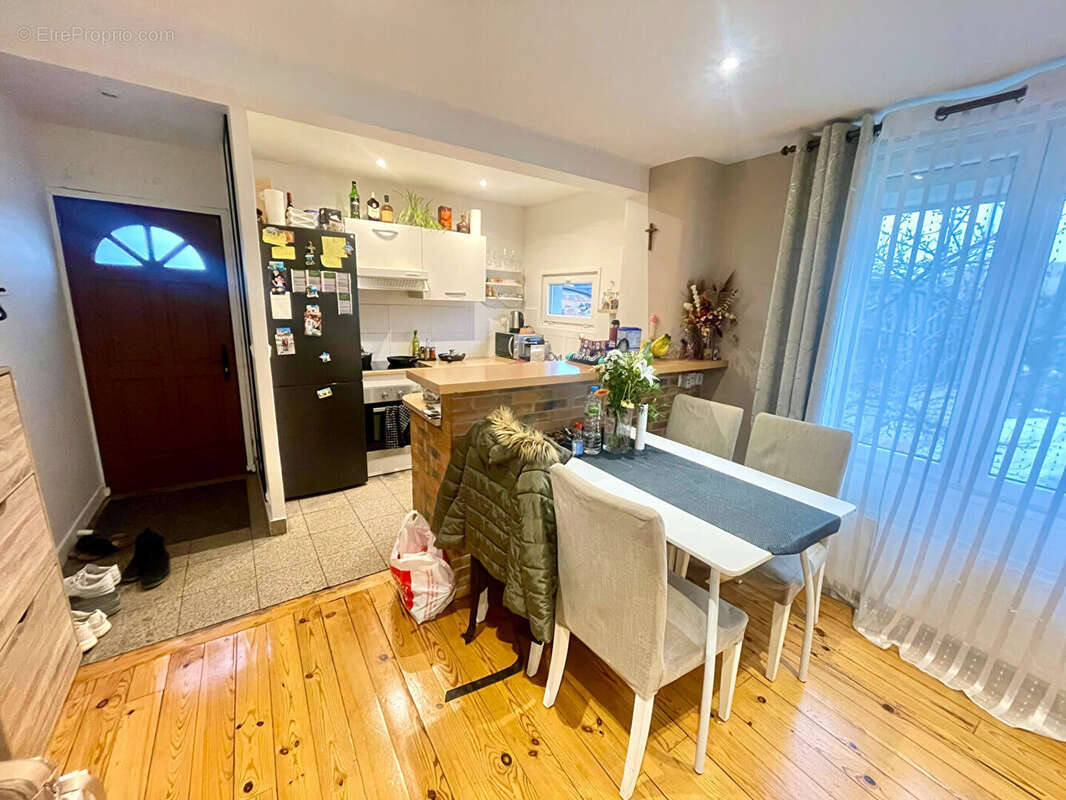 Appartement à COLOMBES