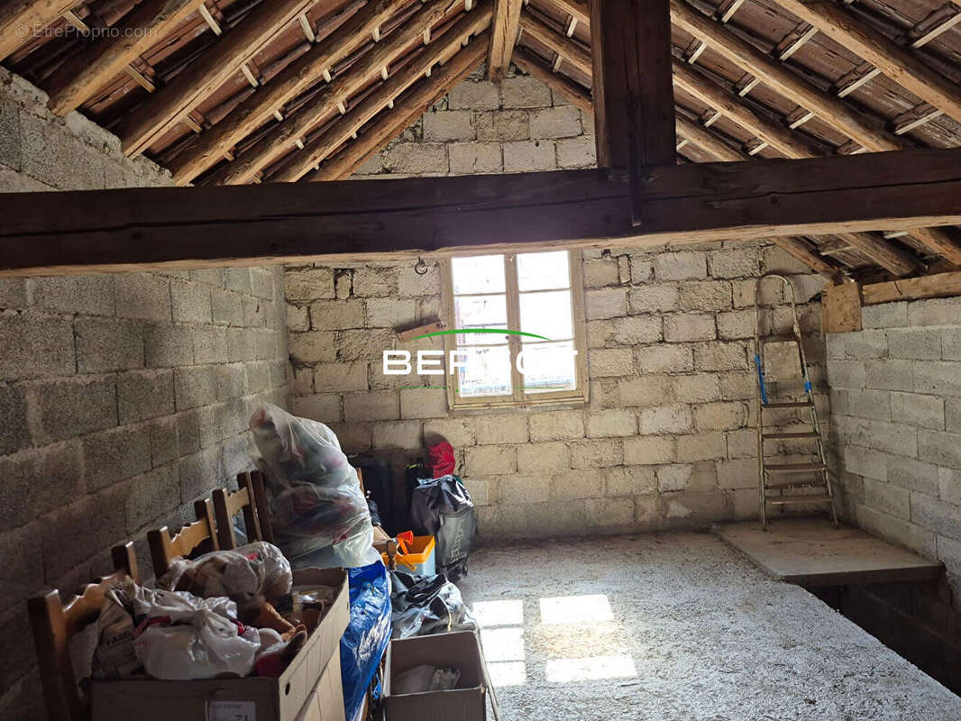 Appartement à MONTPERREUX