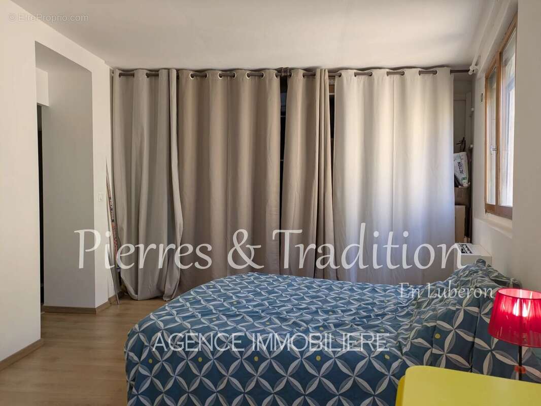 Luberon, Apt, appartement T2 rénové proche du centre-ville - photo 7