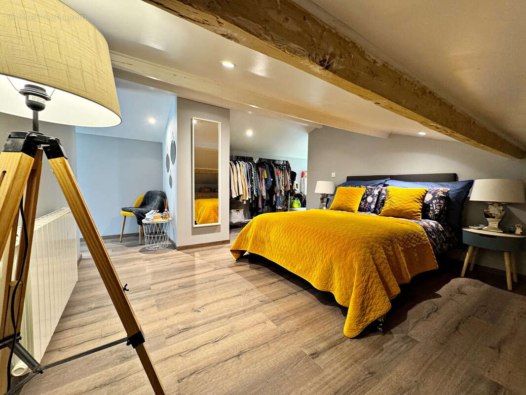 Maison à CASTELLANE