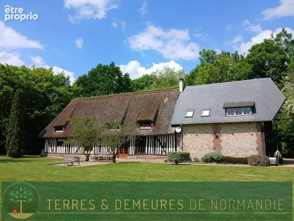 Photo Maison à Moyaux au prix de 451 500€