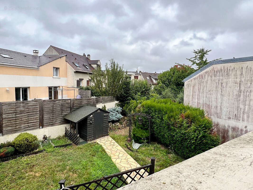 Maison à LE PLESSIS-ROBINSON