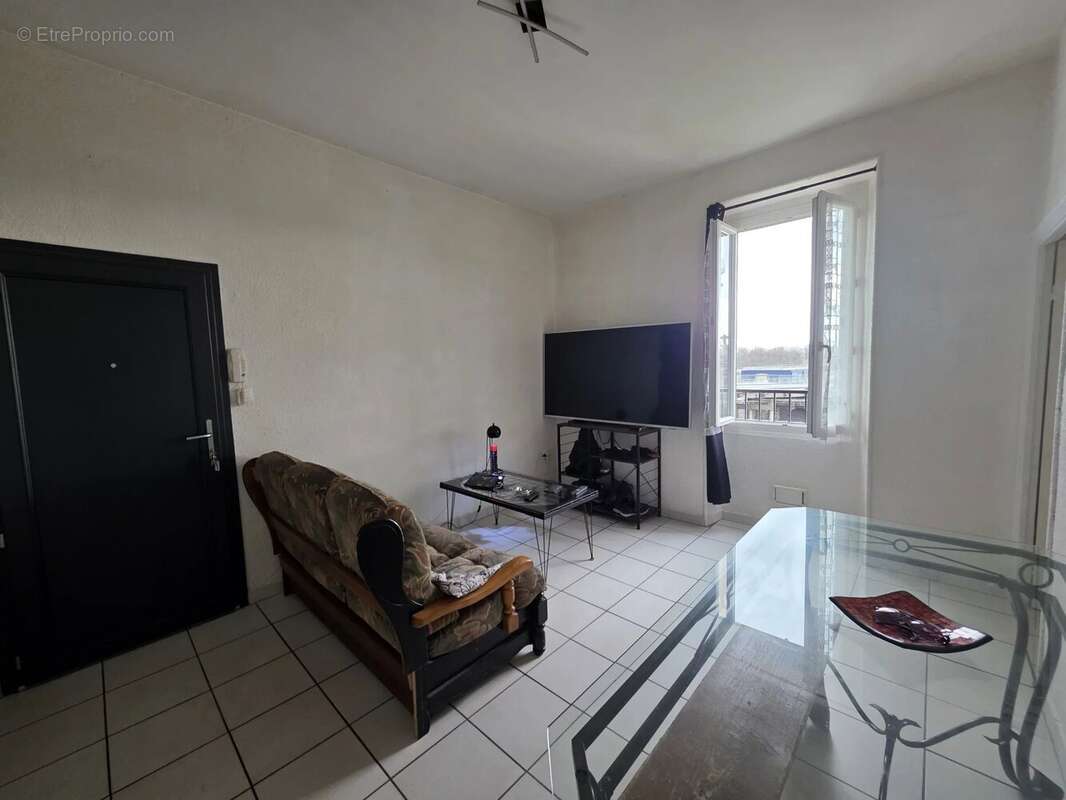 Appartement à LE TEIL